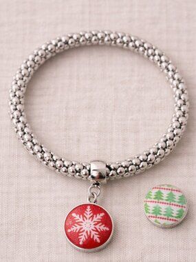 Christmas Snap Bracelet Silver Stretch Bead Interchangeable Charm Holiday